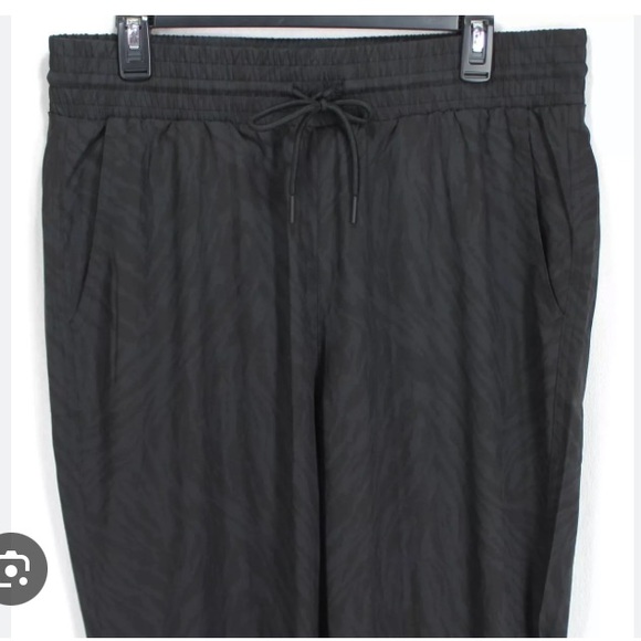 Gap Fit athletic pants - Picture 2 of 8